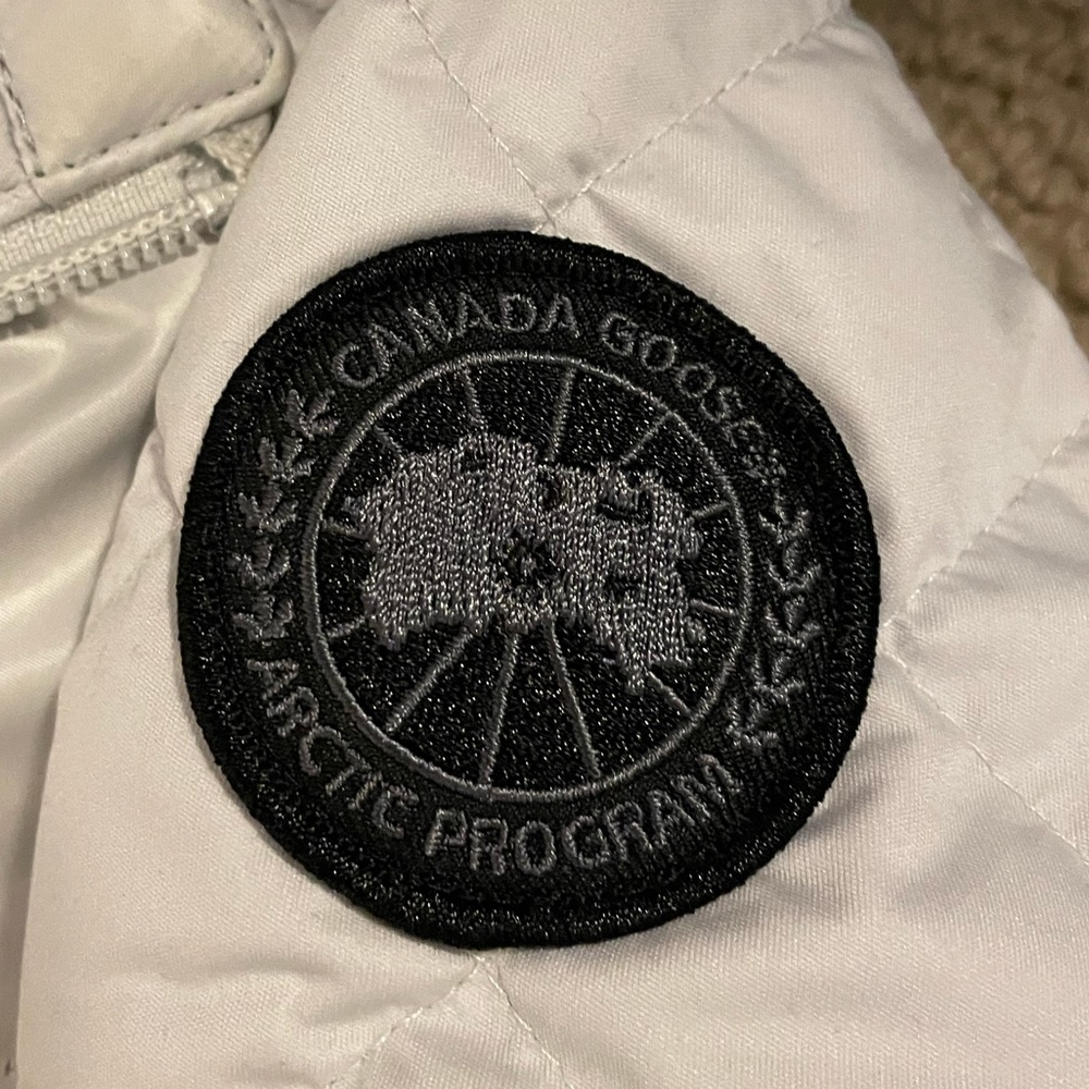 Canada goose light puff - Picture 4 of 5
